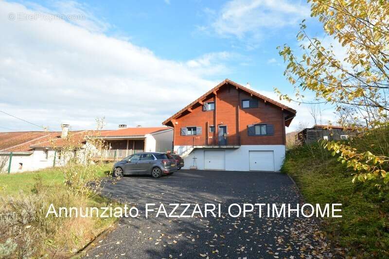 Maison à CHARENCY-VEZIN