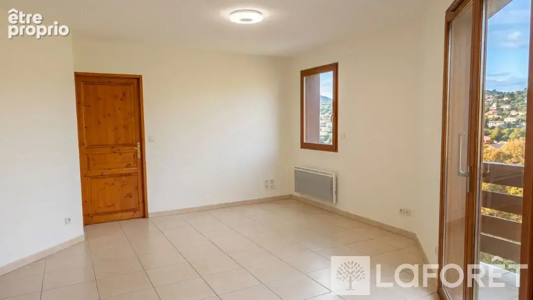 Appartement type 2 + cave - embrun - 2 pièces - photo 4