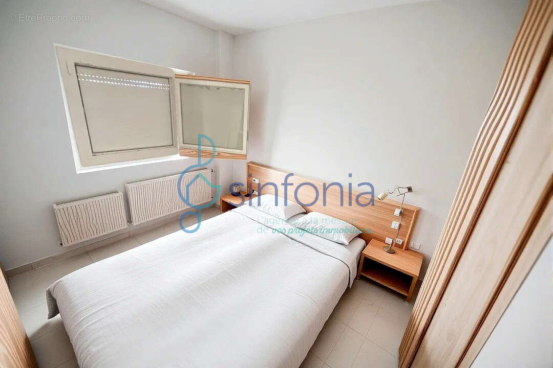 Maison à GALLARGUES-LE-MONTUEUX