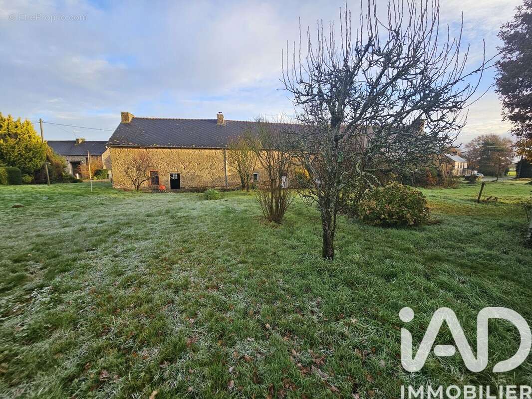 Photo 2 - Maison à MENEAC