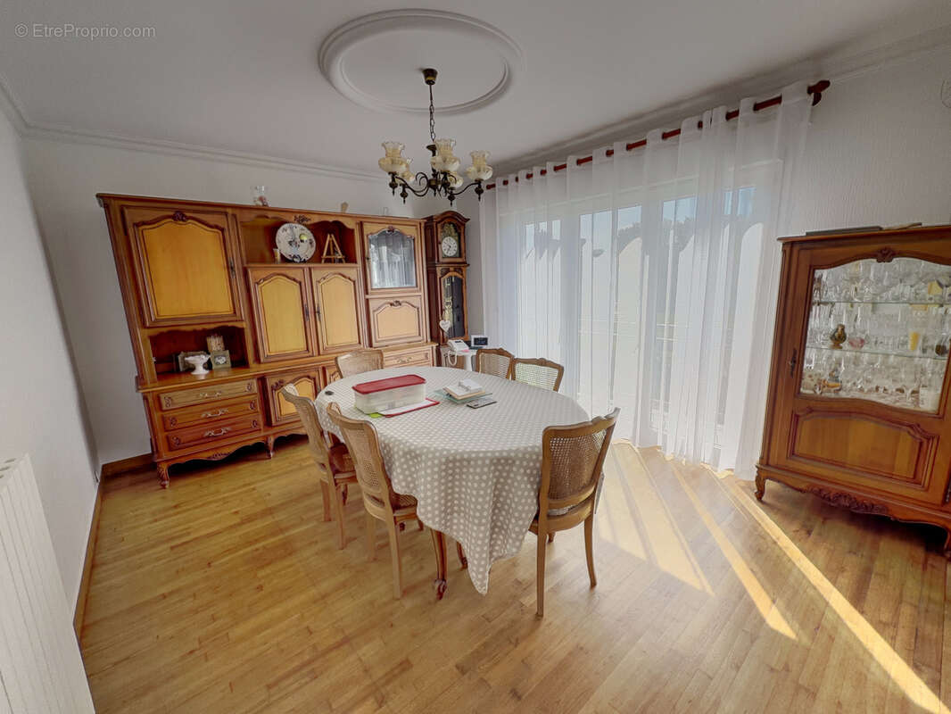 Maison à CAMORS