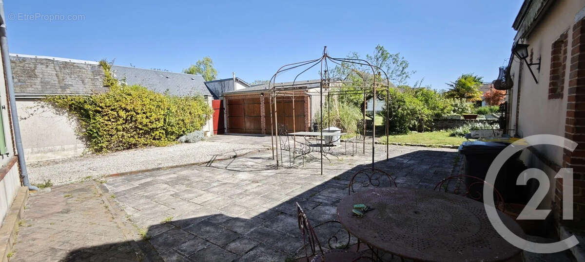 Maison à LOGRON
