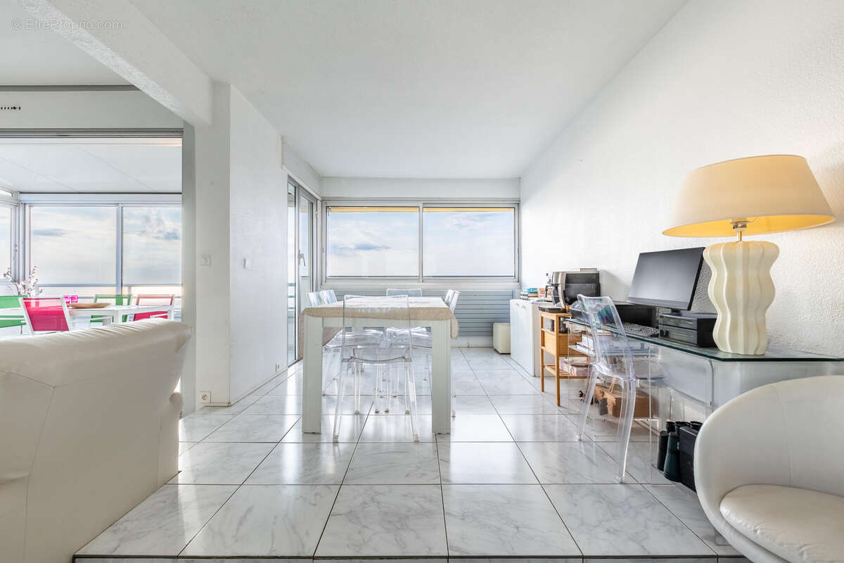 Appartement à CANDILLARGUES