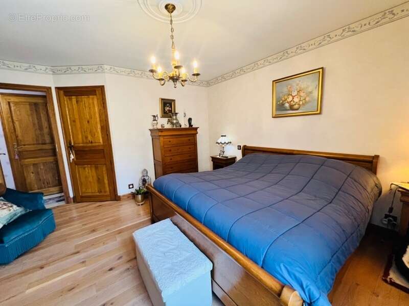 Maison bourgeoise 267m² - photo 8