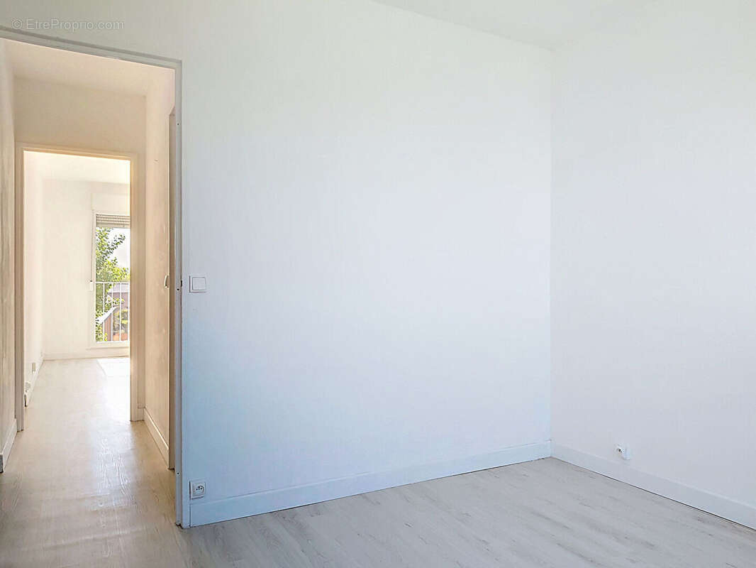 REIMS - STE ANNE - Appartement 2 pièce(s) 43.32 m2 - photo 6