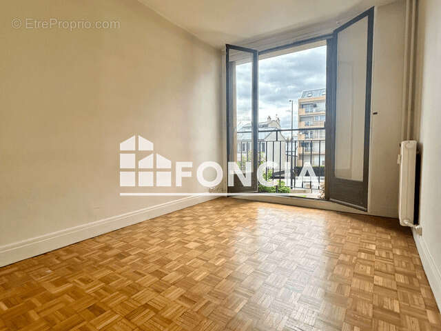 Appartement à COLOMBES