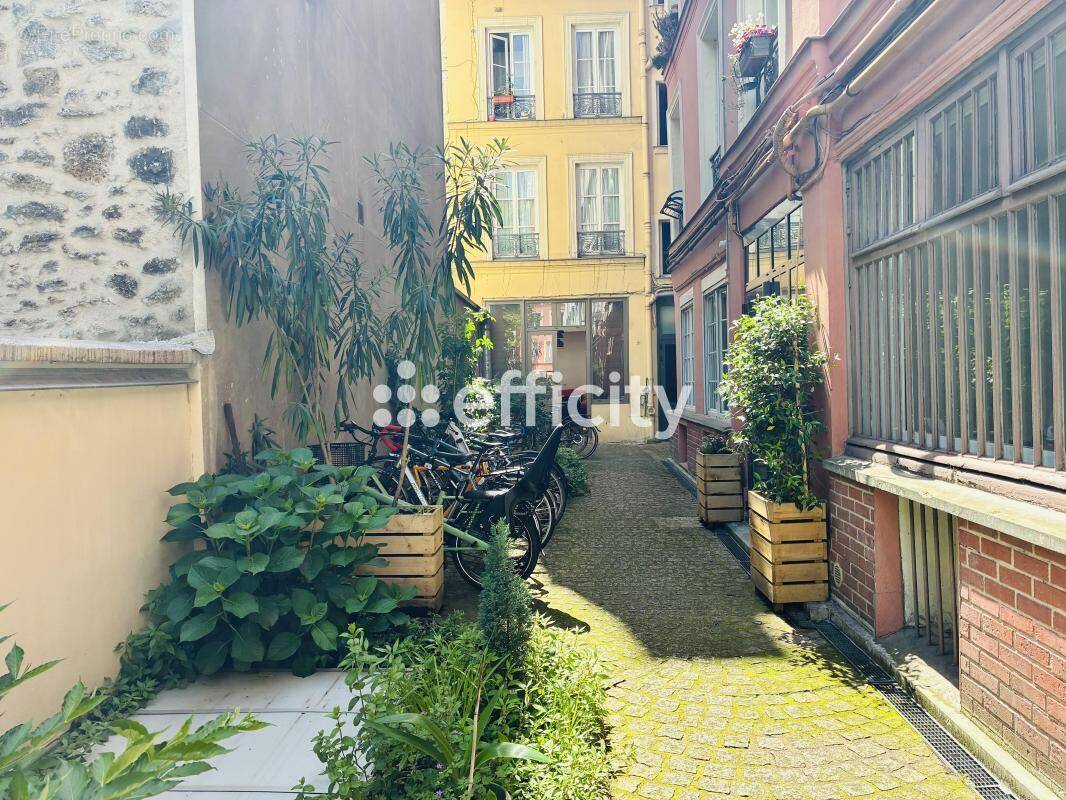 Appartement à PARIS-11E