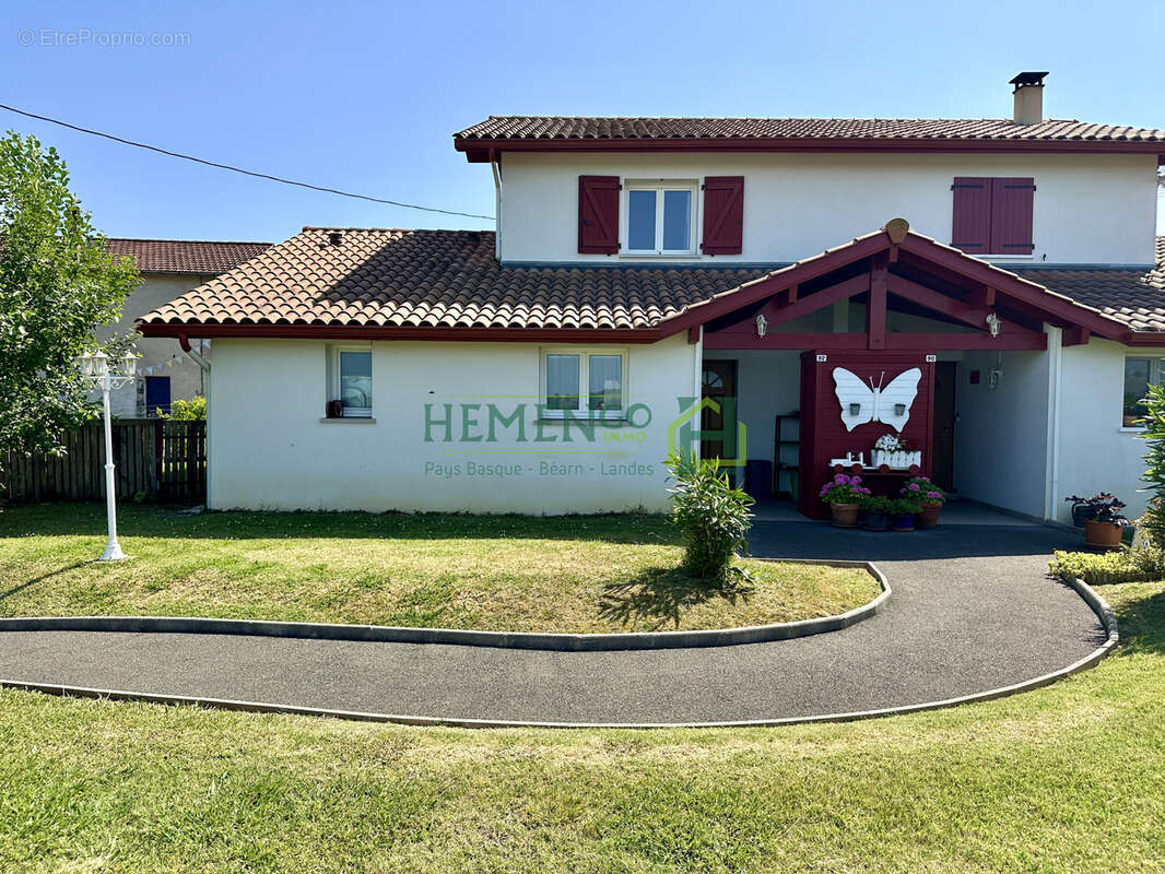 Maison à ARRAUTE-CHARRITTE