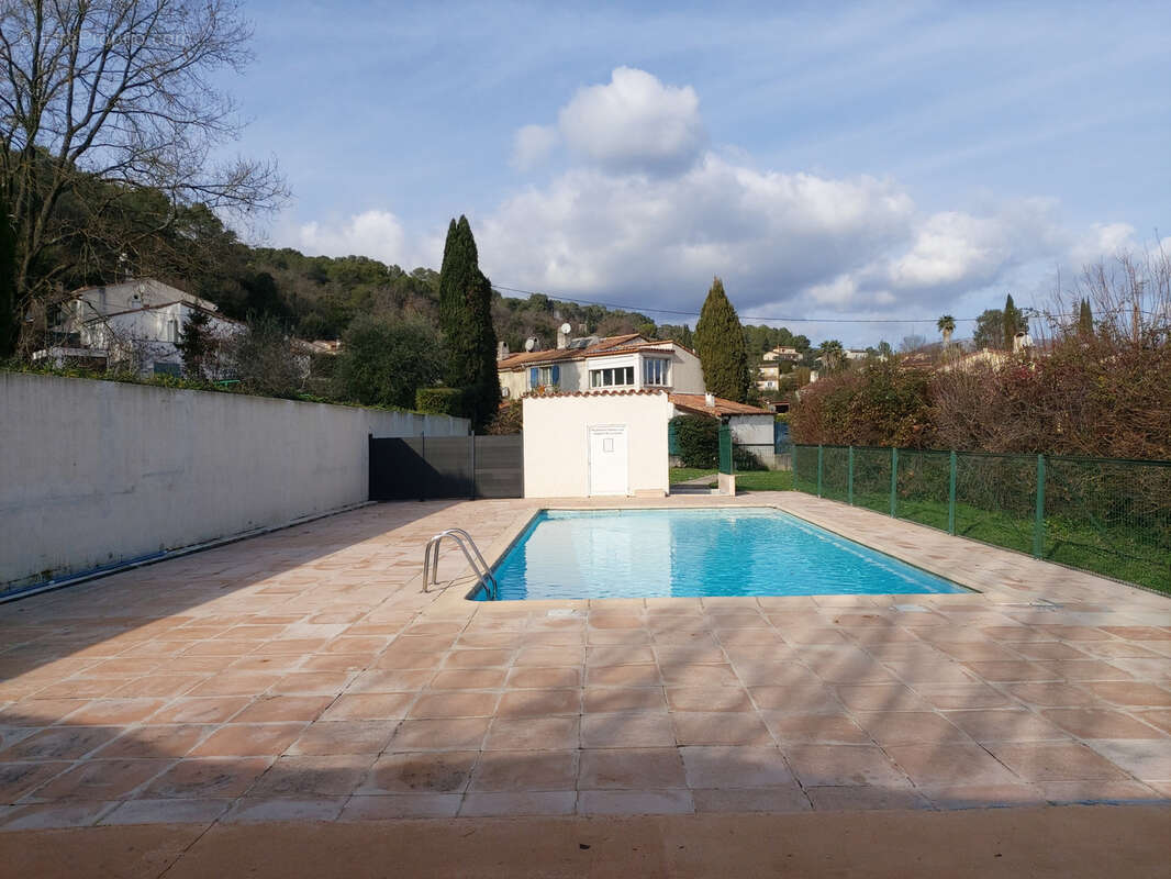 Maison à LA COLLE-SUR-LOUP