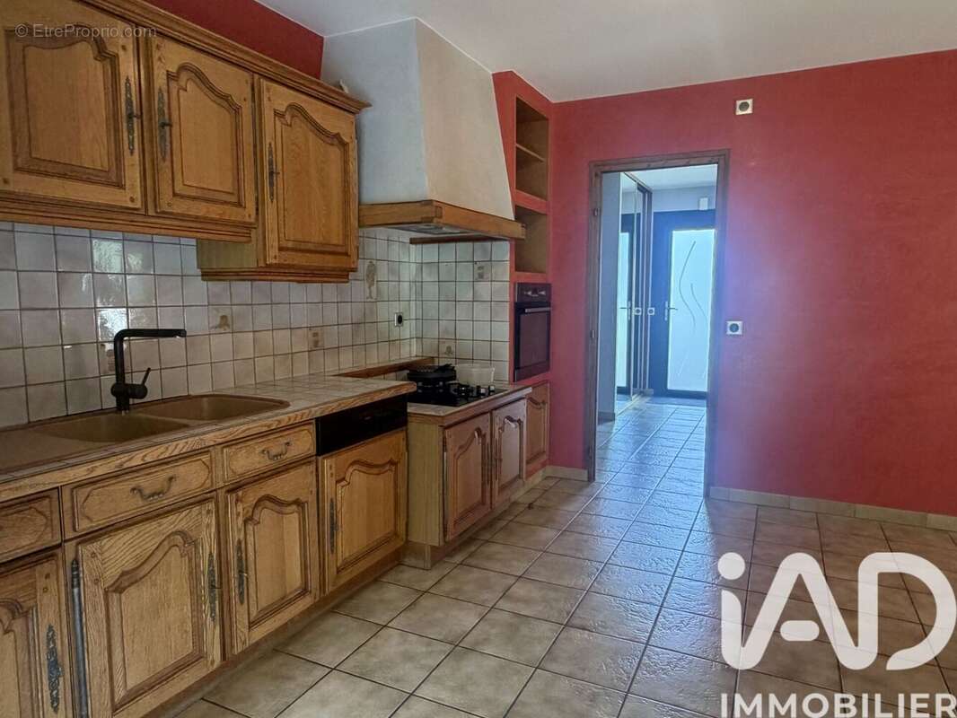 Maison 155 m² à Saint-Pancrace  - photo 6