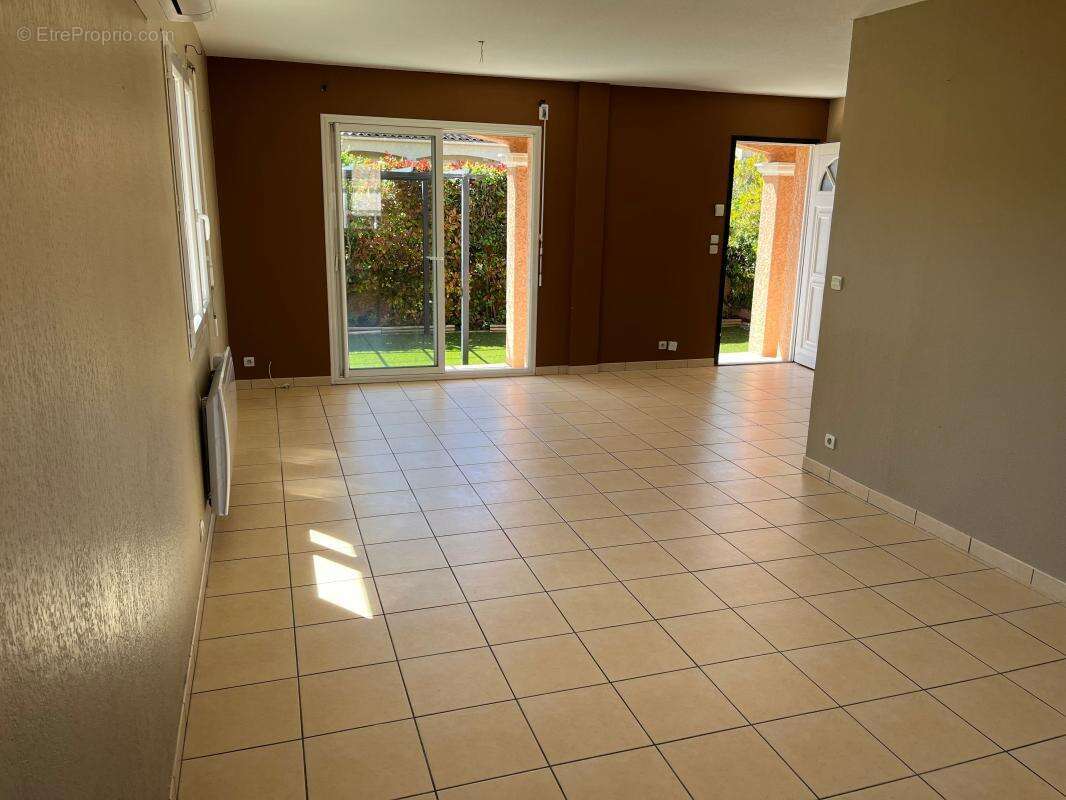 Villa T4 avec chambre en rez de chaussée, garage et jardin - photo 11