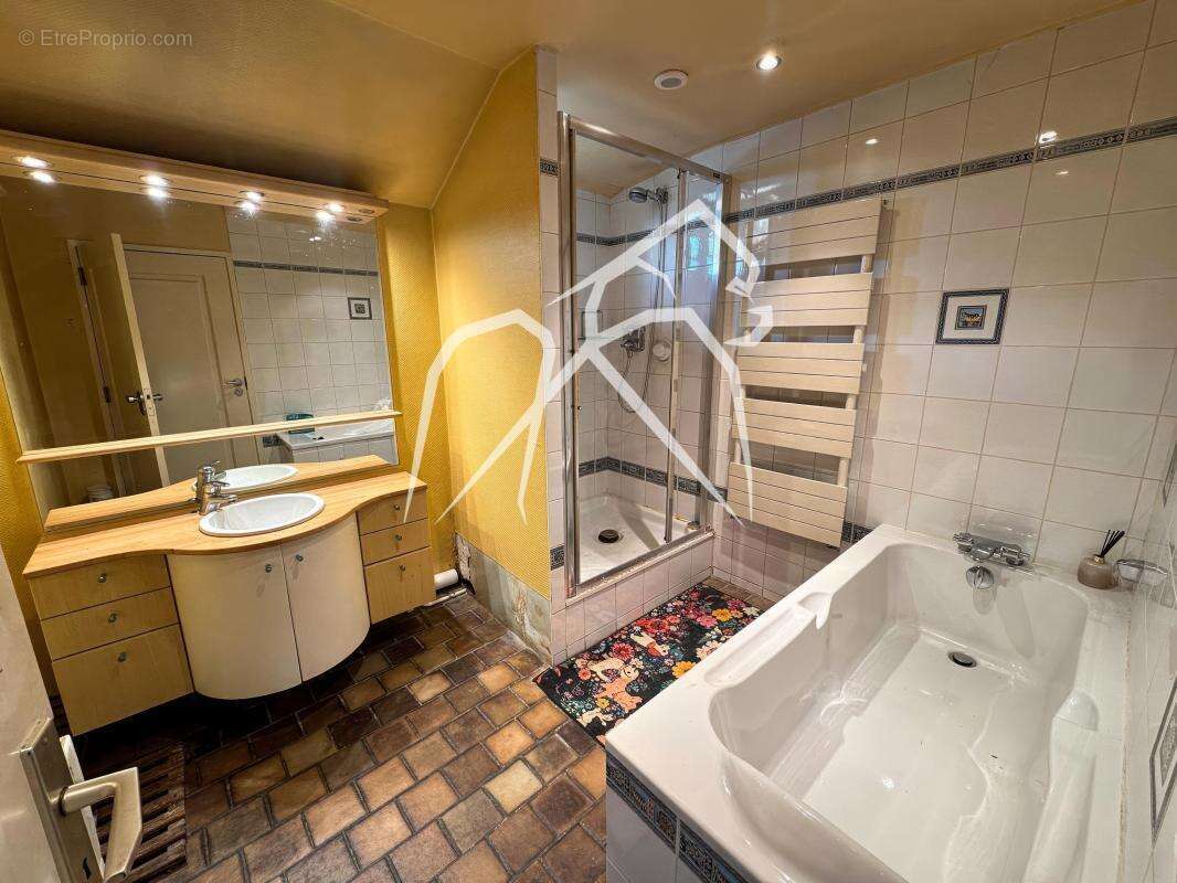 Maison 166m²  Saint Aubin Epinay A rénover  - photo 10