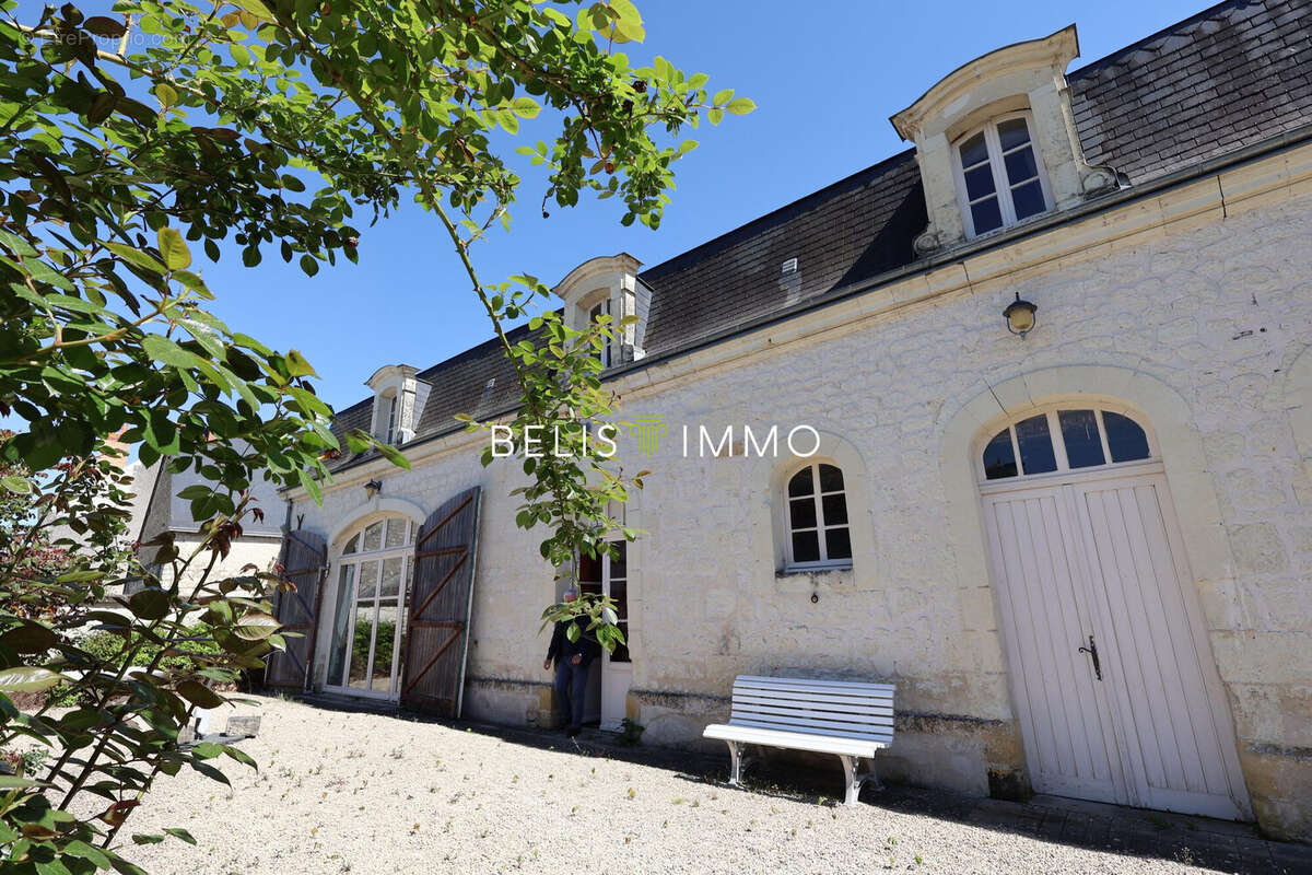Maison à RIVIERE