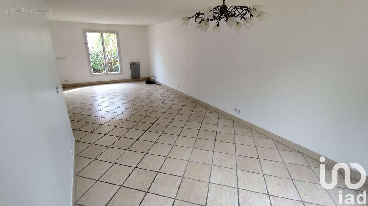 Maison 108 m² à Sarcelles  - photo 9