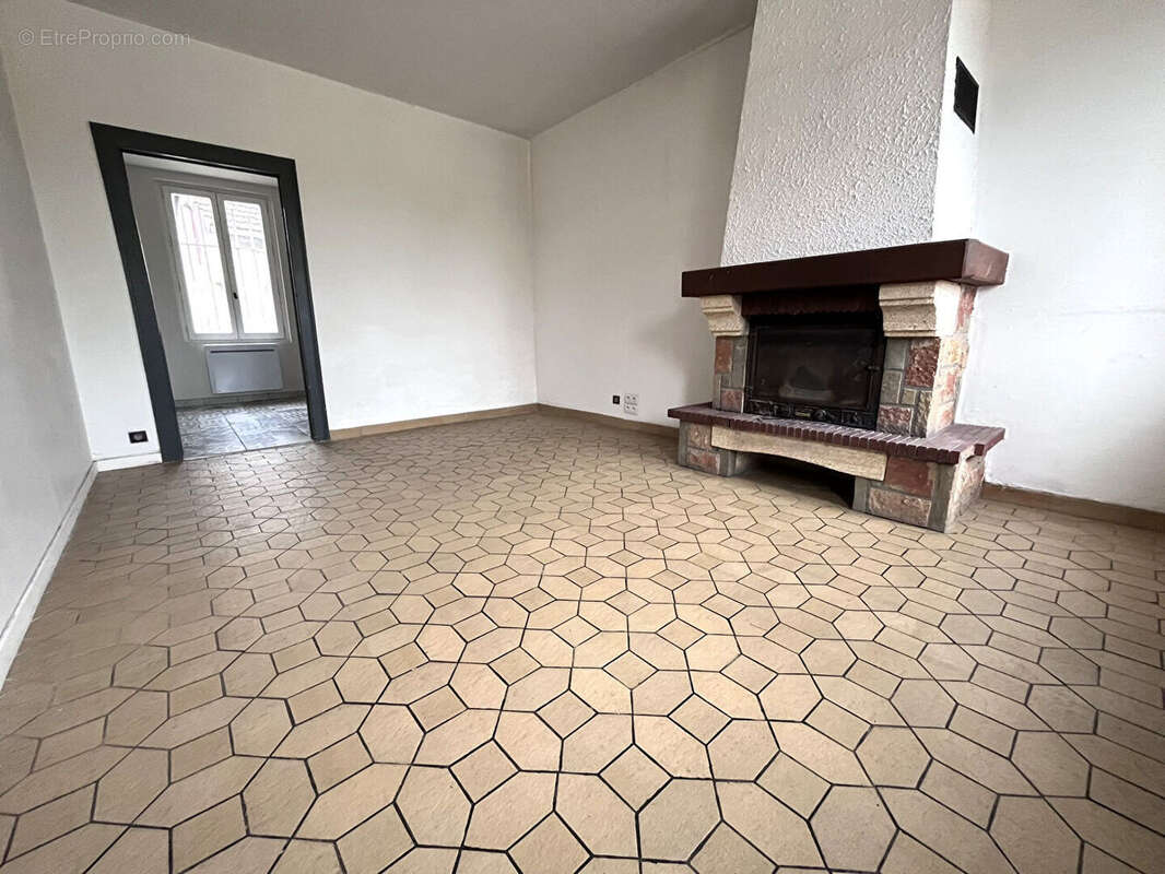 Maison à ANGUILCOURT-LE-SART