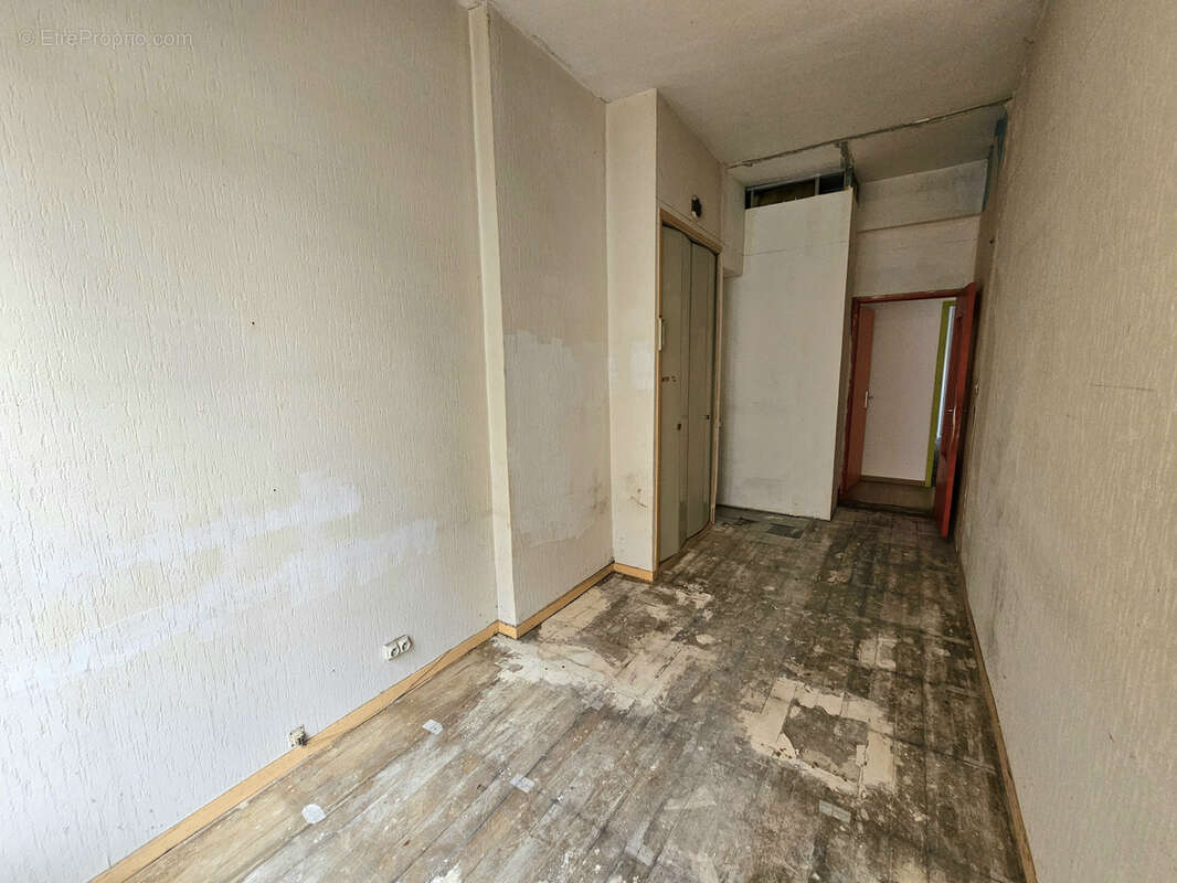 Commerce à SAINT-ETIENNE