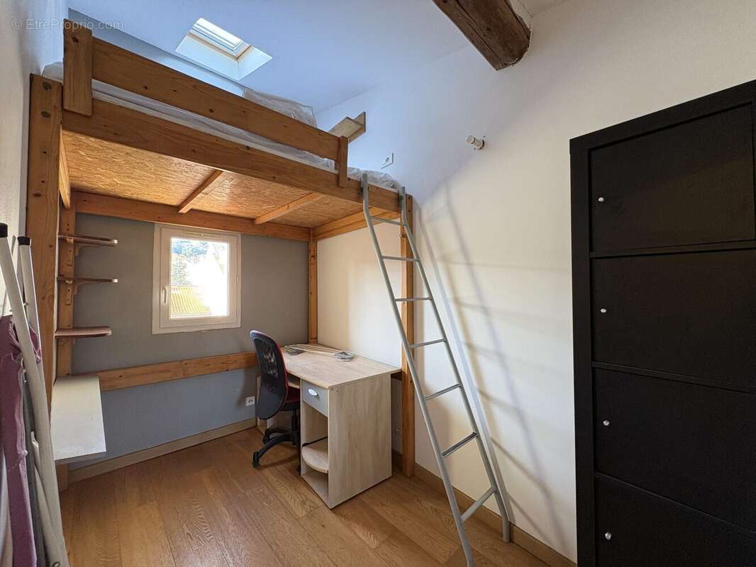 Appartement à OLLIOULES