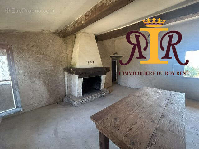 Maison 4 pièces 56 m² à vendre à Lagarde-D'apt (84400) - photo 7