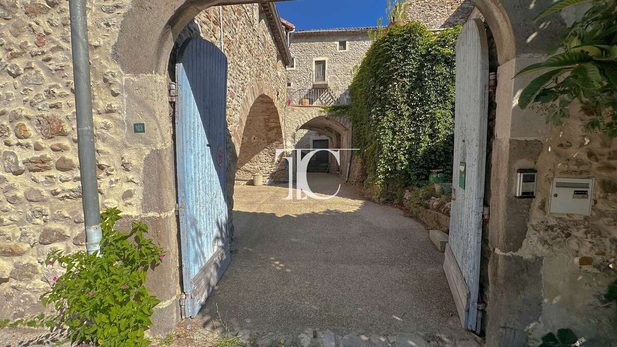 Maison de Village en Pierre  Beaucoup de Caractère  Proche Saint-Ambroix - photo 3