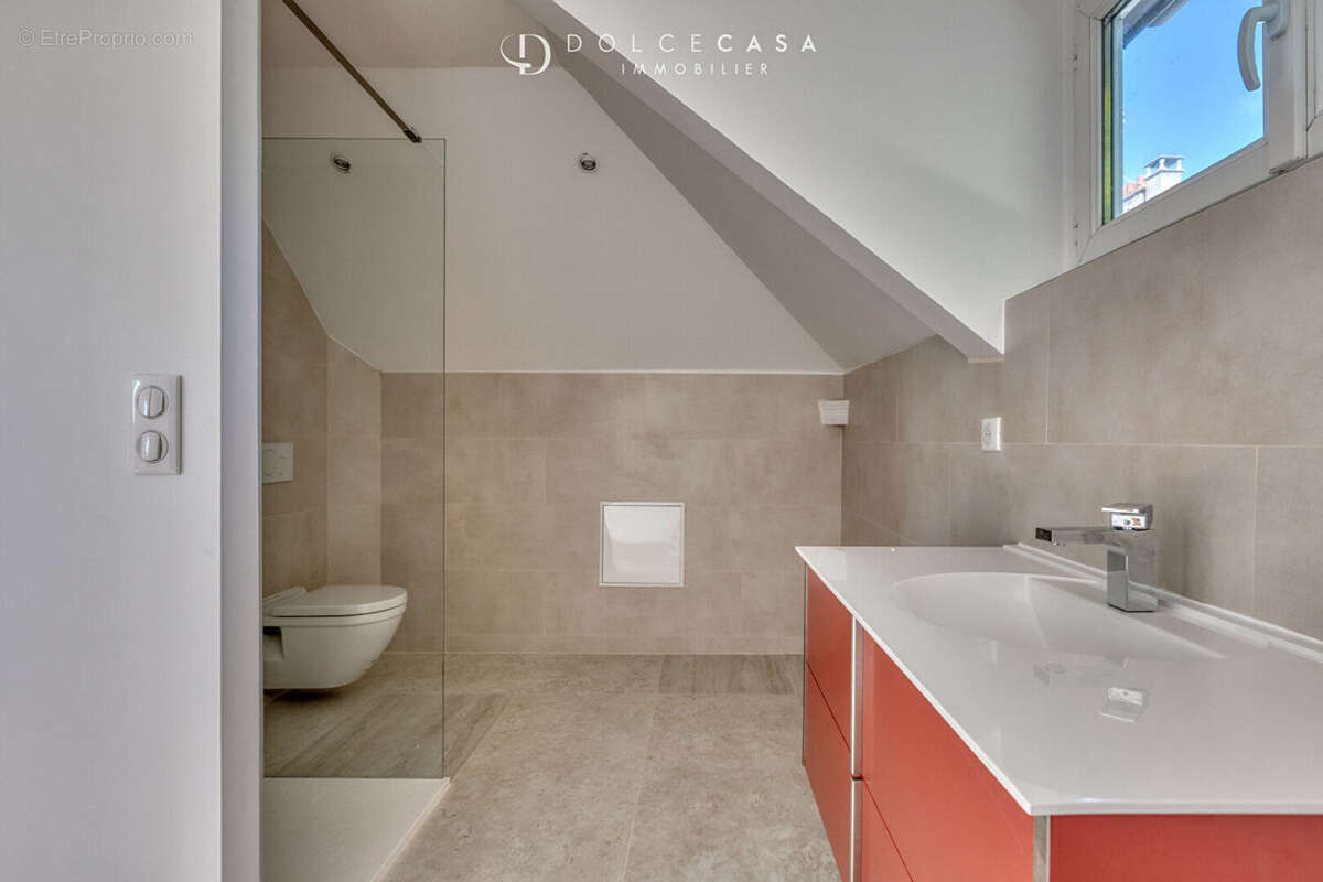 Maison à LE PERREUX-SUR-MARNE