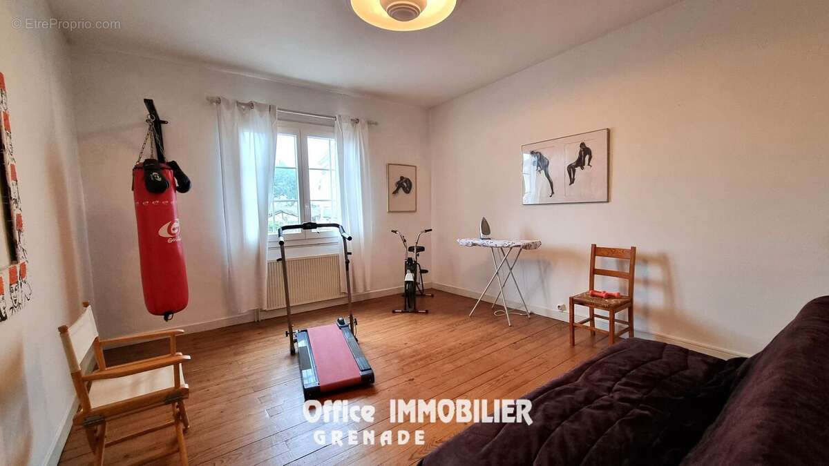 Maison à PORT-SAINTE-FOY-ET-PONCHAPT