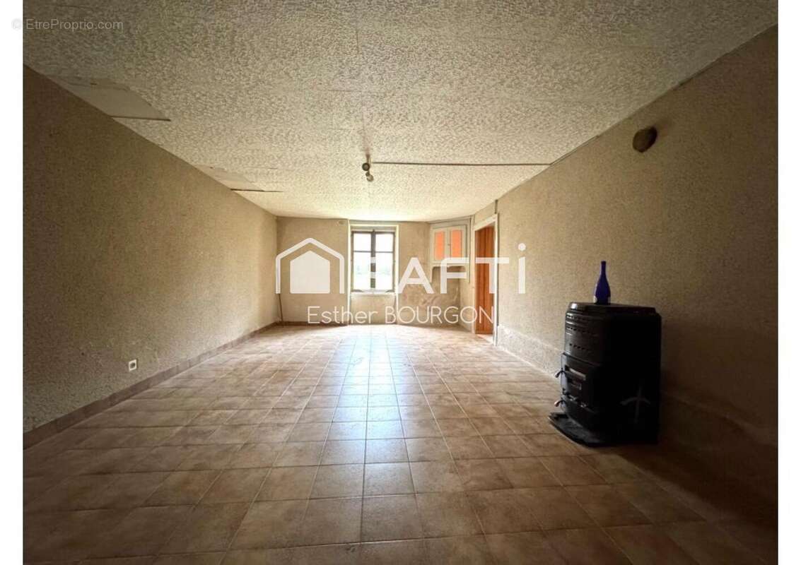 Photo 6 - Maison à VILLERS-FARLAY