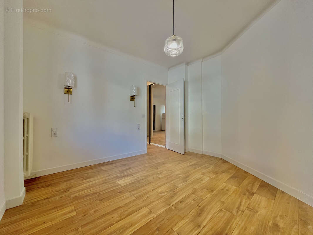 Appartement à MENTON