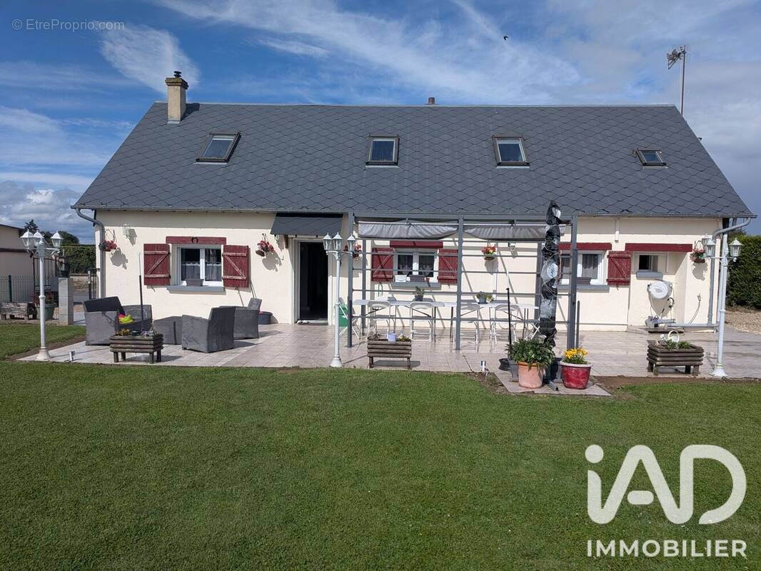 Photo 1 - Maison à EMANVILLE