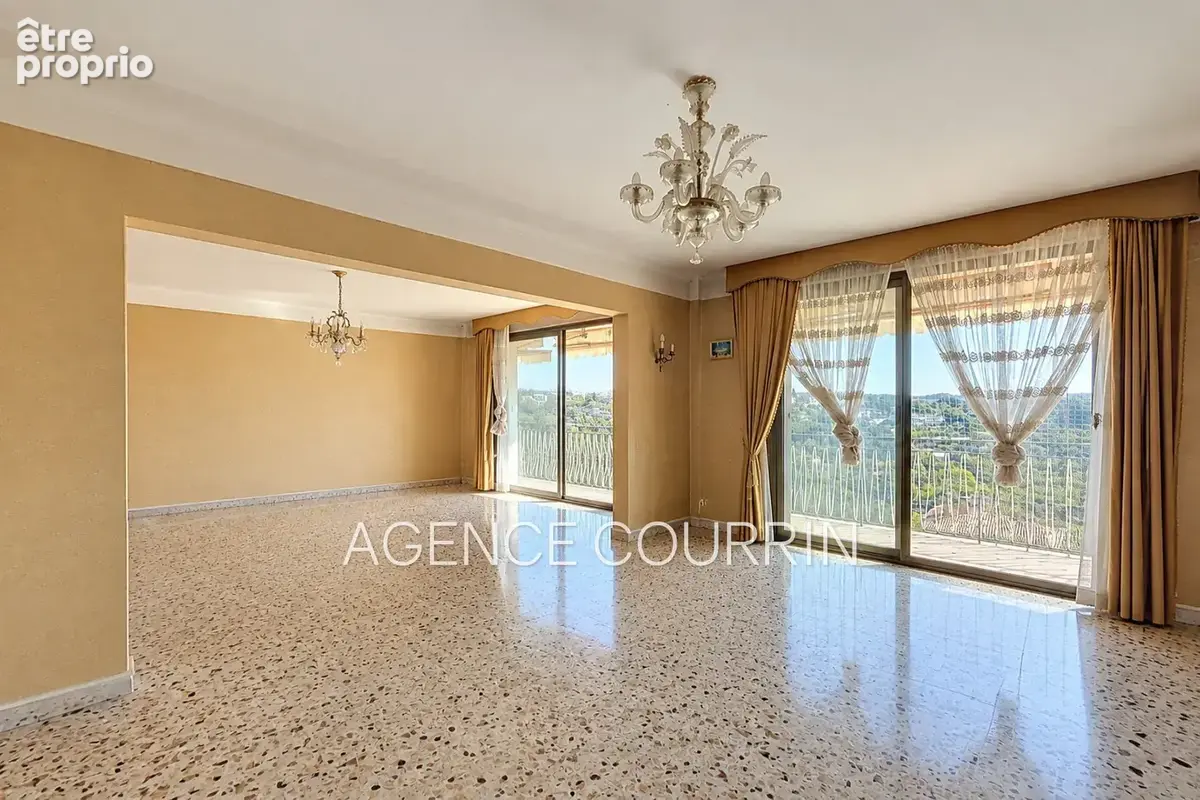 Appartement 4 pièces 92 m² à vendre à Grasse (06130) - photo 2