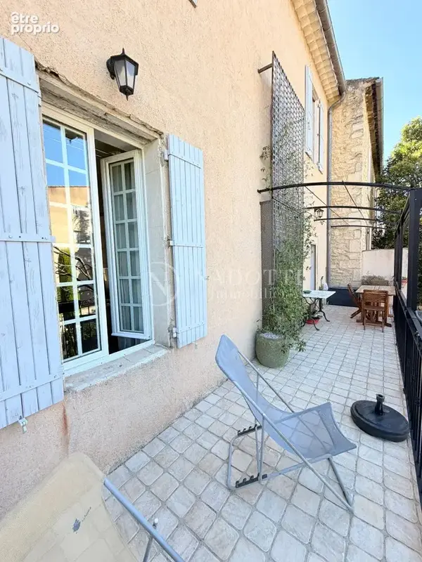 Une maison de ville aux prestations surprenantes, avec jardin, stationnement - photo 7