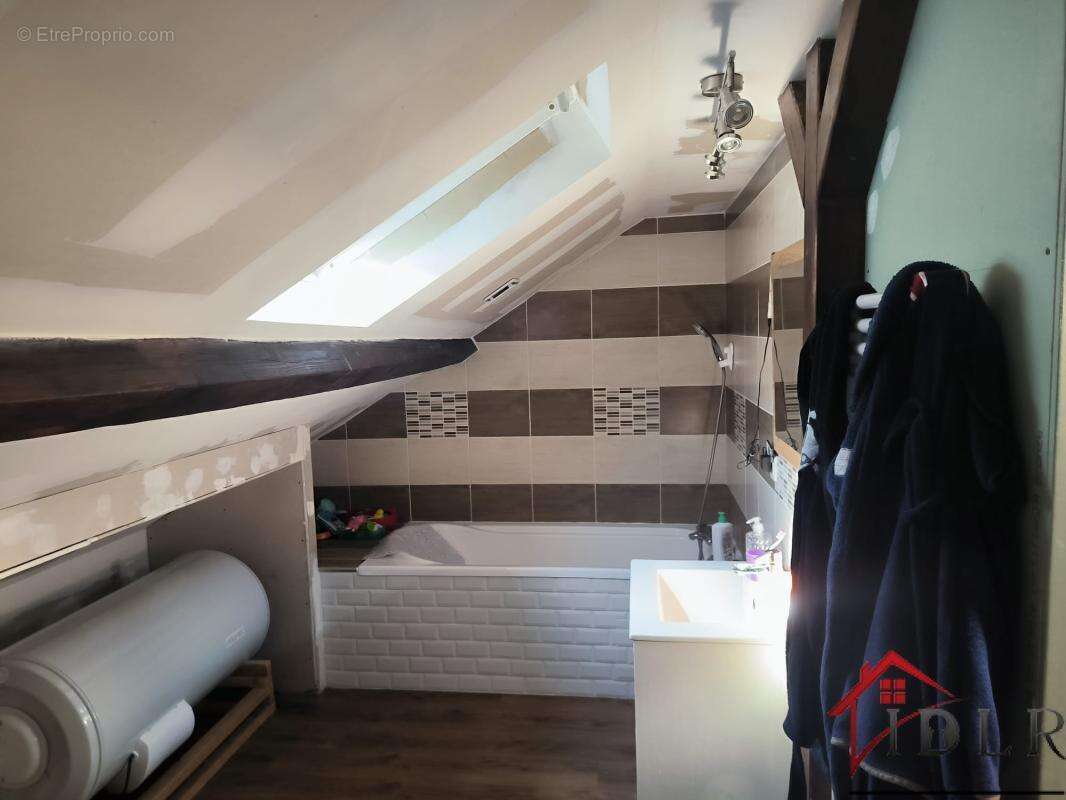 Maison à GATEY