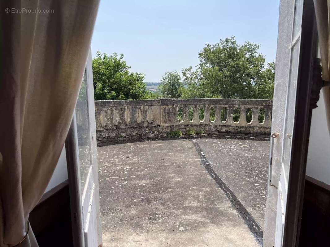 Maison à SAINT-CLAR