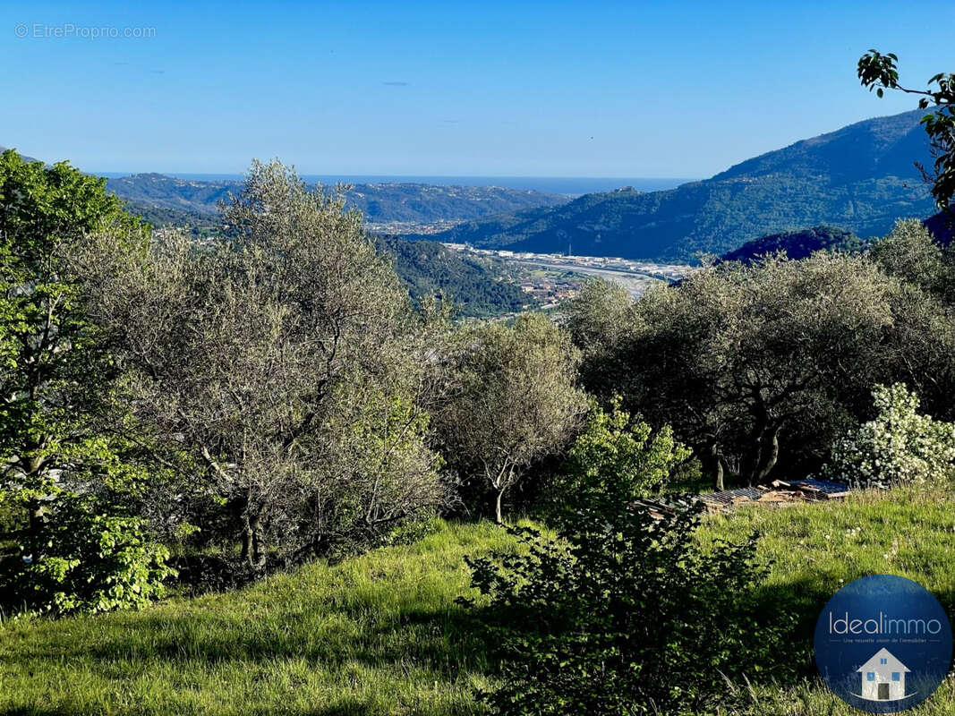 Terrain à BONSON