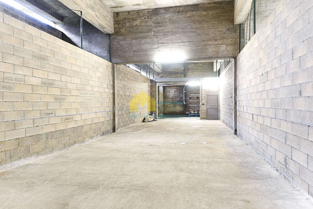 Commerce à LONGJUMEAU