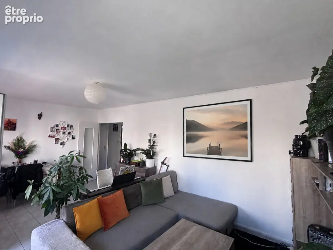 Appartement 3 pièces 66.79 m2 proche Alaï - photo 2