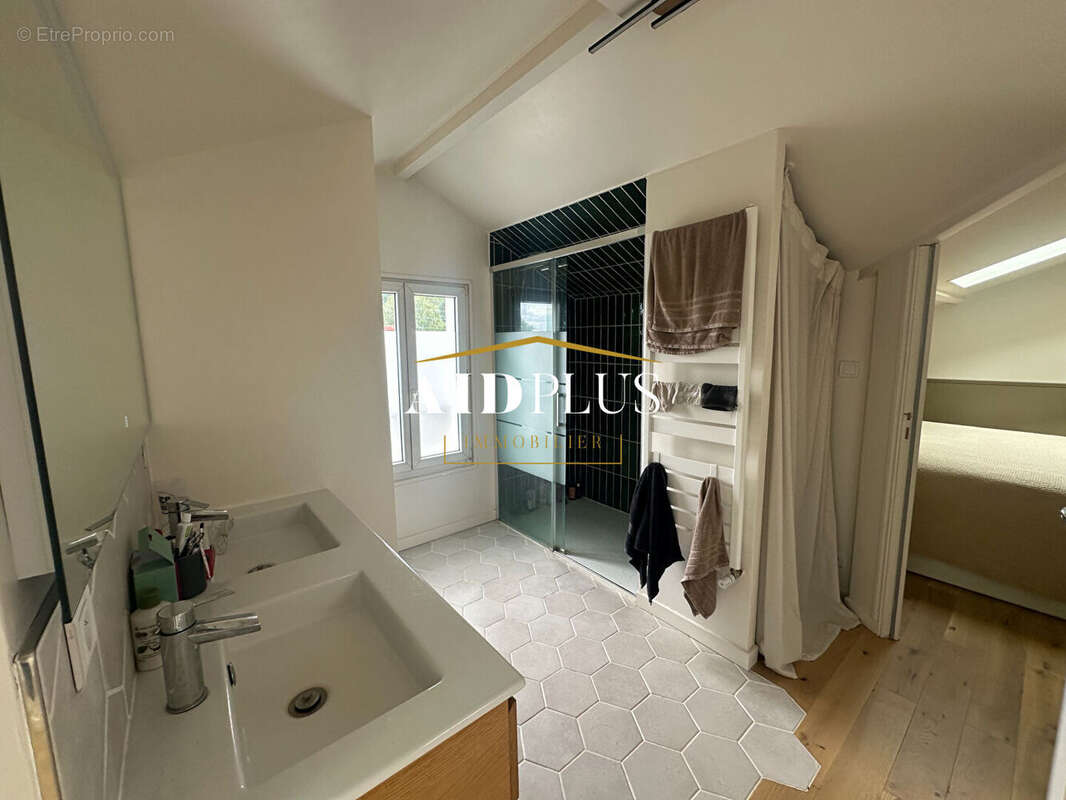 Maison à SAINT-LEU-LA-FORET