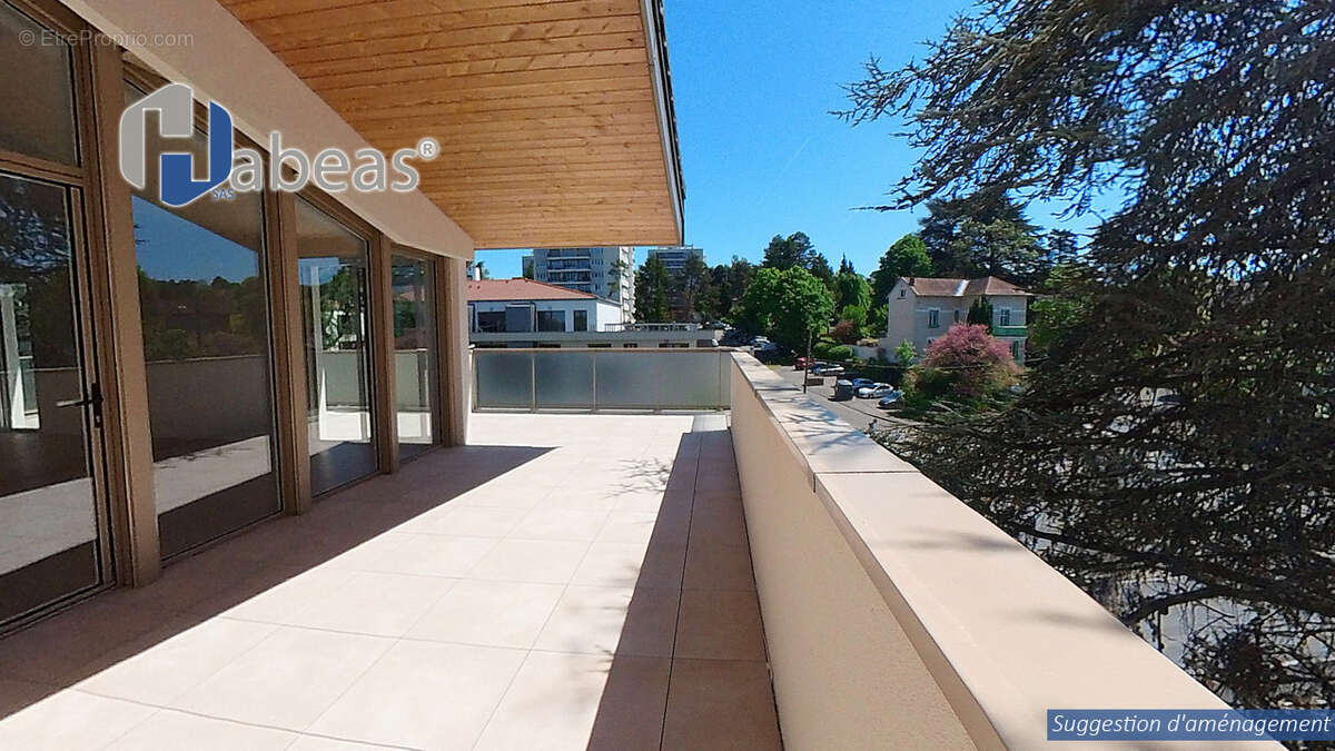 Appartement à SAINTE-FOY-LES-LYON