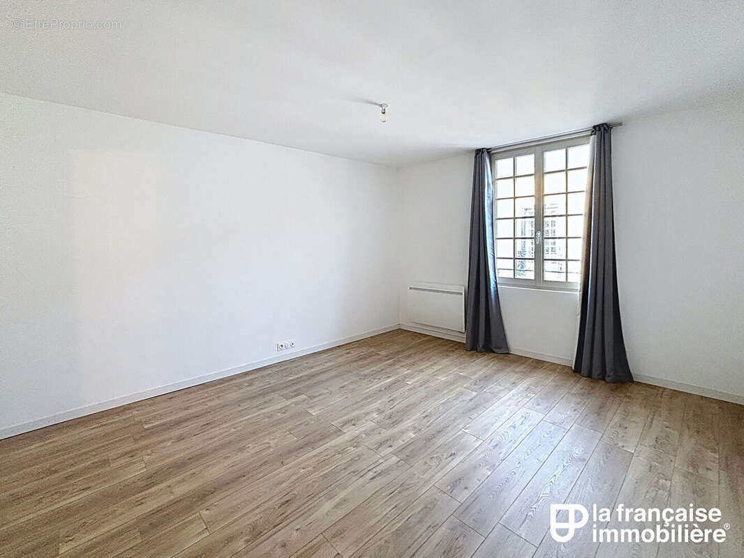 Maison à vendre -  centre ville - Châteaugiron- Charme - photo 10