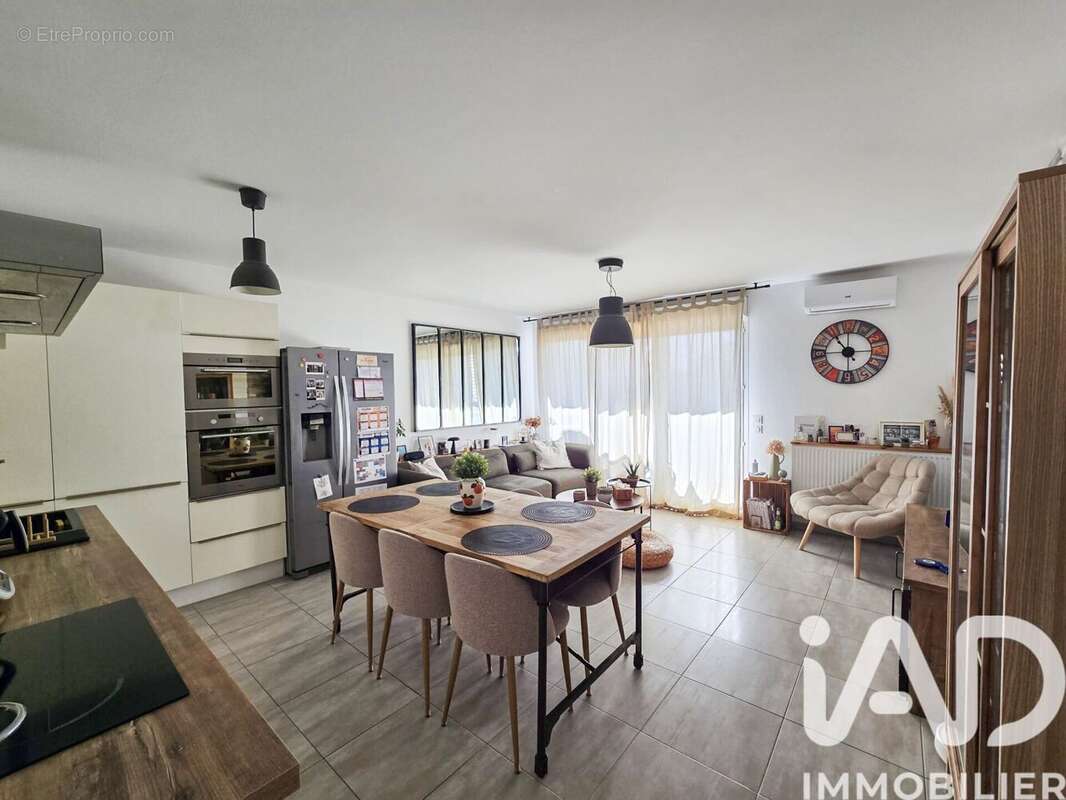 Photo 2 - Appartement à PORT-DE-BOUC