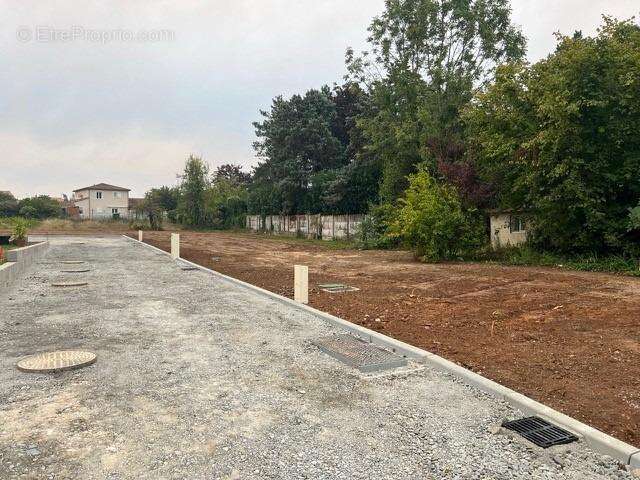 Terrain 216 m² à Buxerolles  - photo 14