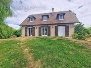Maison à ETREPAGNY