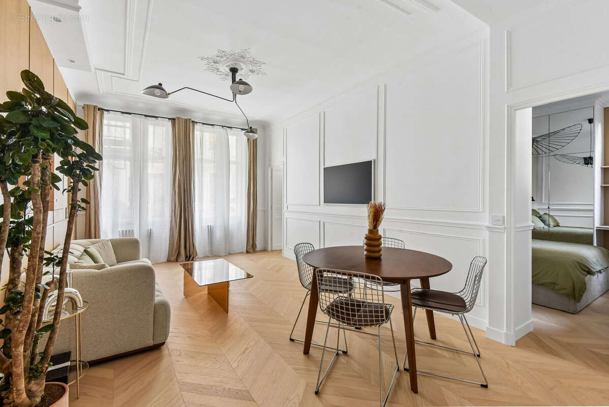 Appartement à PARIS-6E
