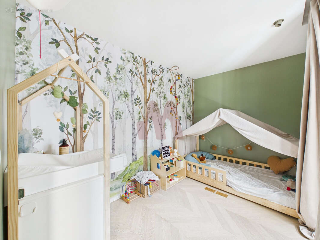 Appartement à PARIS-20E