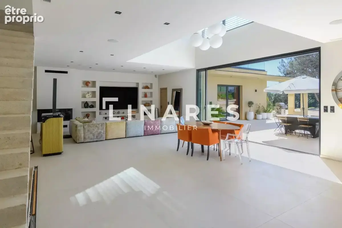 QUINTESSENCE - Villa T5 de 240m² - Garage de 115m² - Piscine - Terrain de 2900m² - 13011 EOURES - photo 4