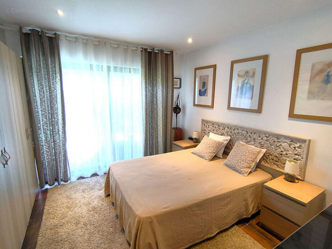 Maison à MANDELIEU-LA-NAPOULE