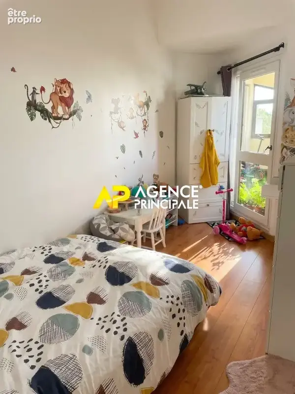 Sartrouville - Le Fresnay Vieux Pays - Appartement 5 pièces 96.64 m2 - photo 14