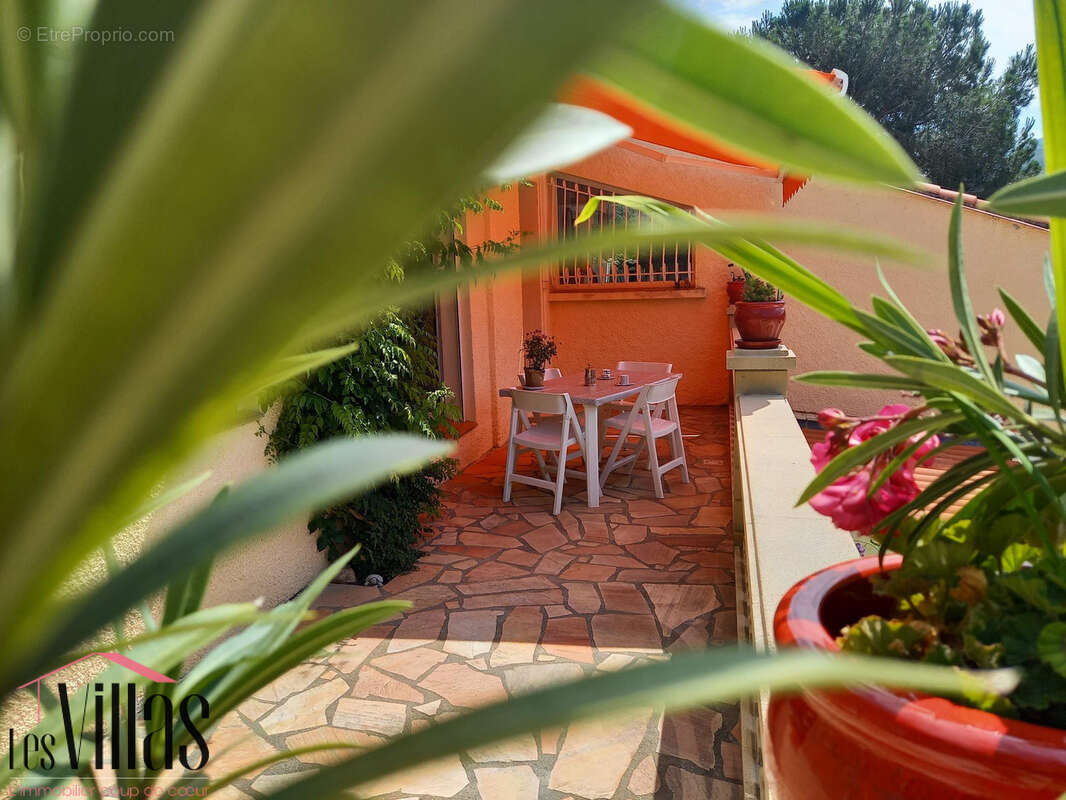 villa T6 vue panoramique PISCINE + STUDIO - photo 10