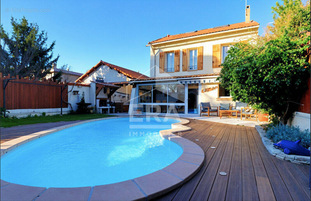 Maison à MARSEILLE-11E