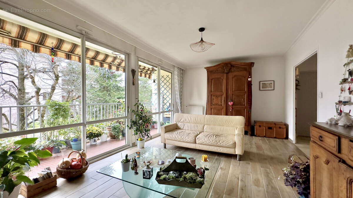 Appartement à LYON-5E