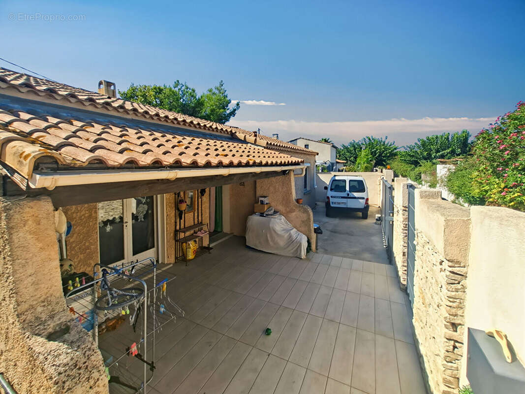 Maison à GIGNAC-LA-NERTHE